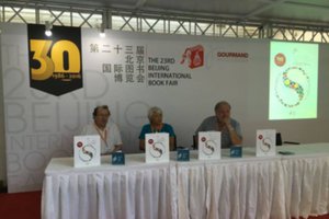 S Slovani za mizo in s knjigo v Pekingu: gostovanje Foruma slovanskih kultur na Kitajskem